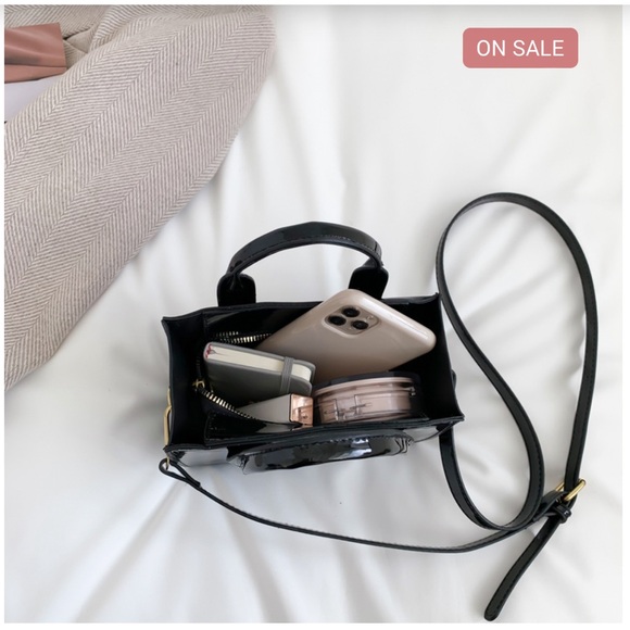 Designer Leather Shoulder Bag - Picture 5 of 5